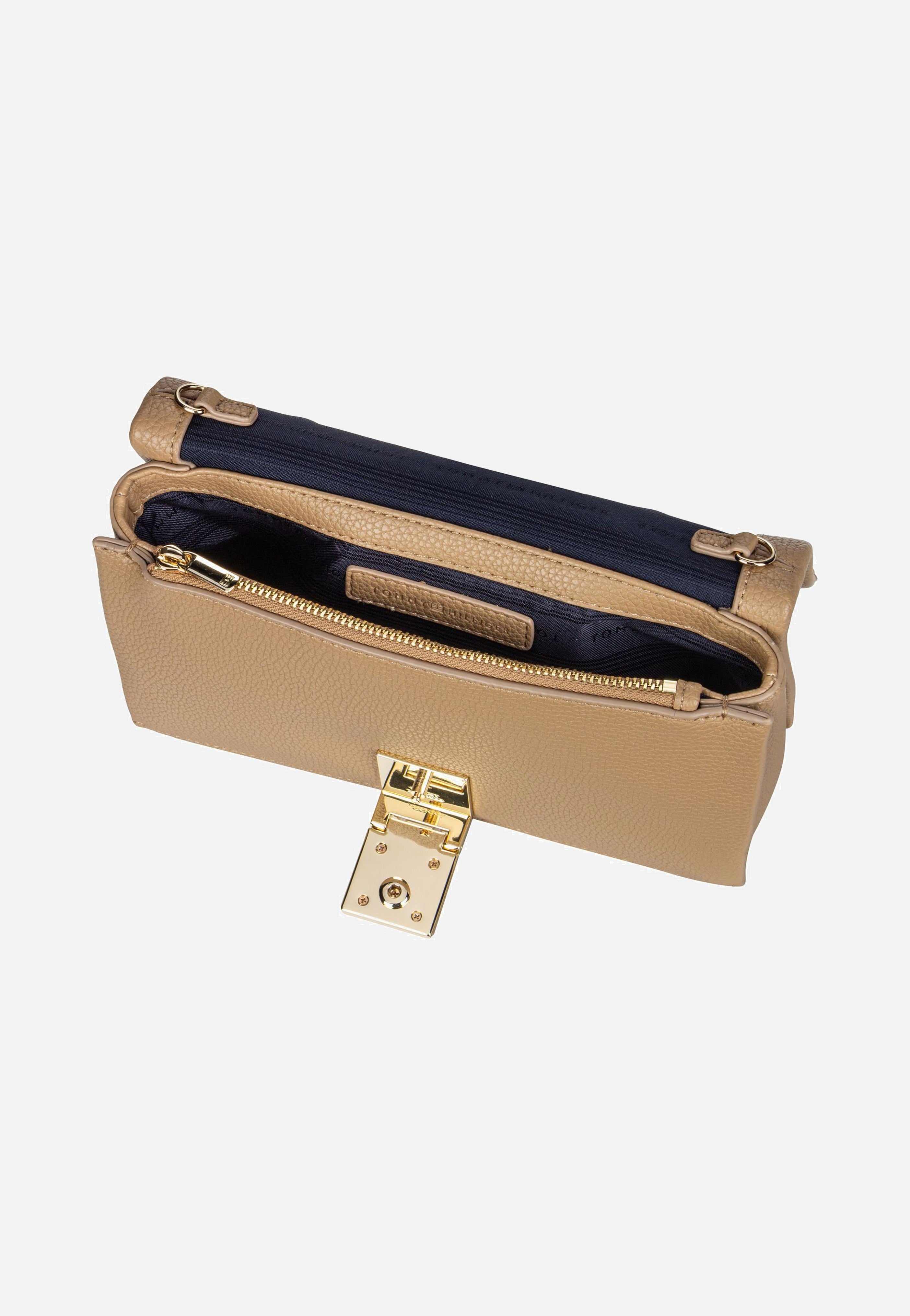 Tommy Hilfiger TH Her Flap With Chain 17403 SP25 Safari Canvas Clutch