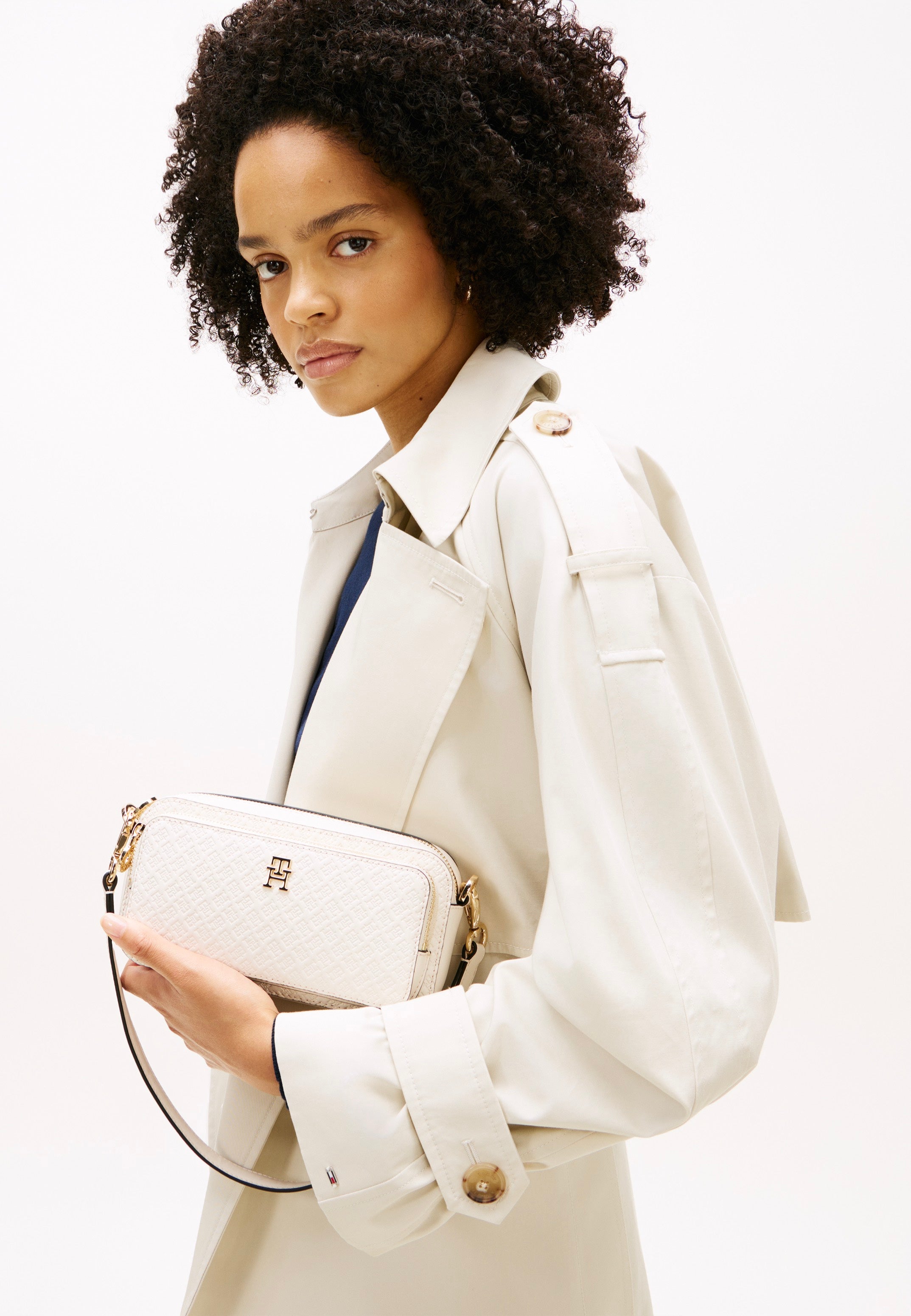 Tommy Hilfiger TH Daily Camera Bag Mono Soft Cream Schultertasche