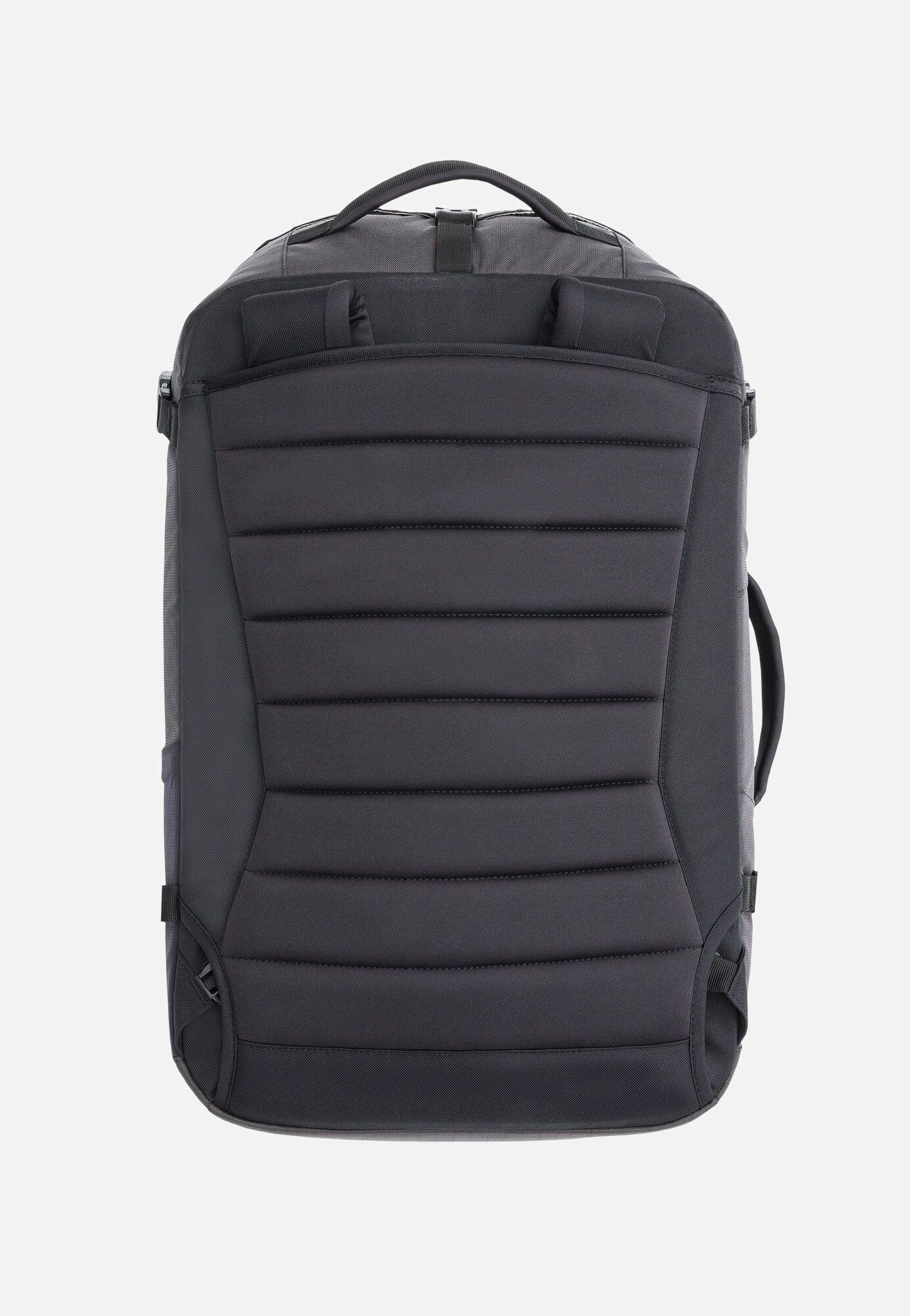 Vaude Mundo Carry-On 38 Black Travel Rucksack