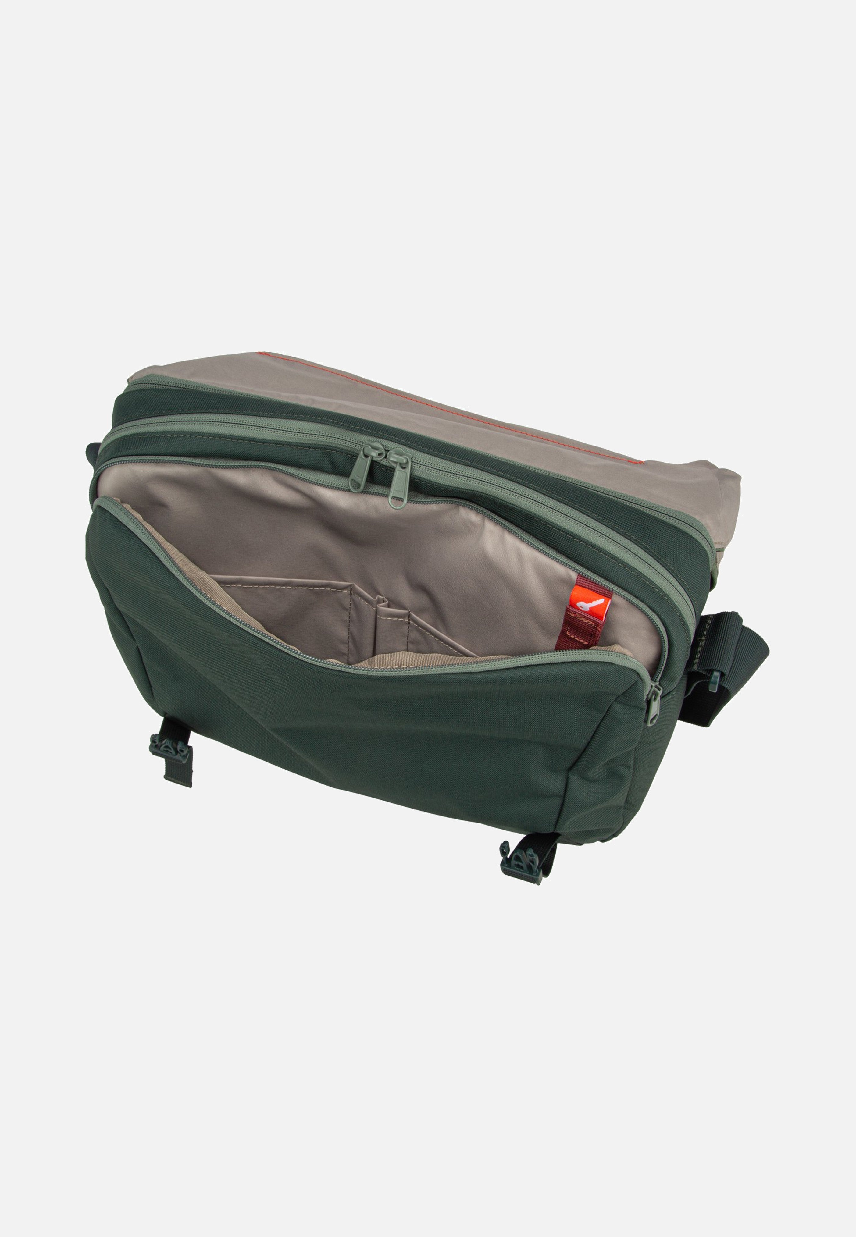 Vaude Rom M III Dark Forest Umhängetasche