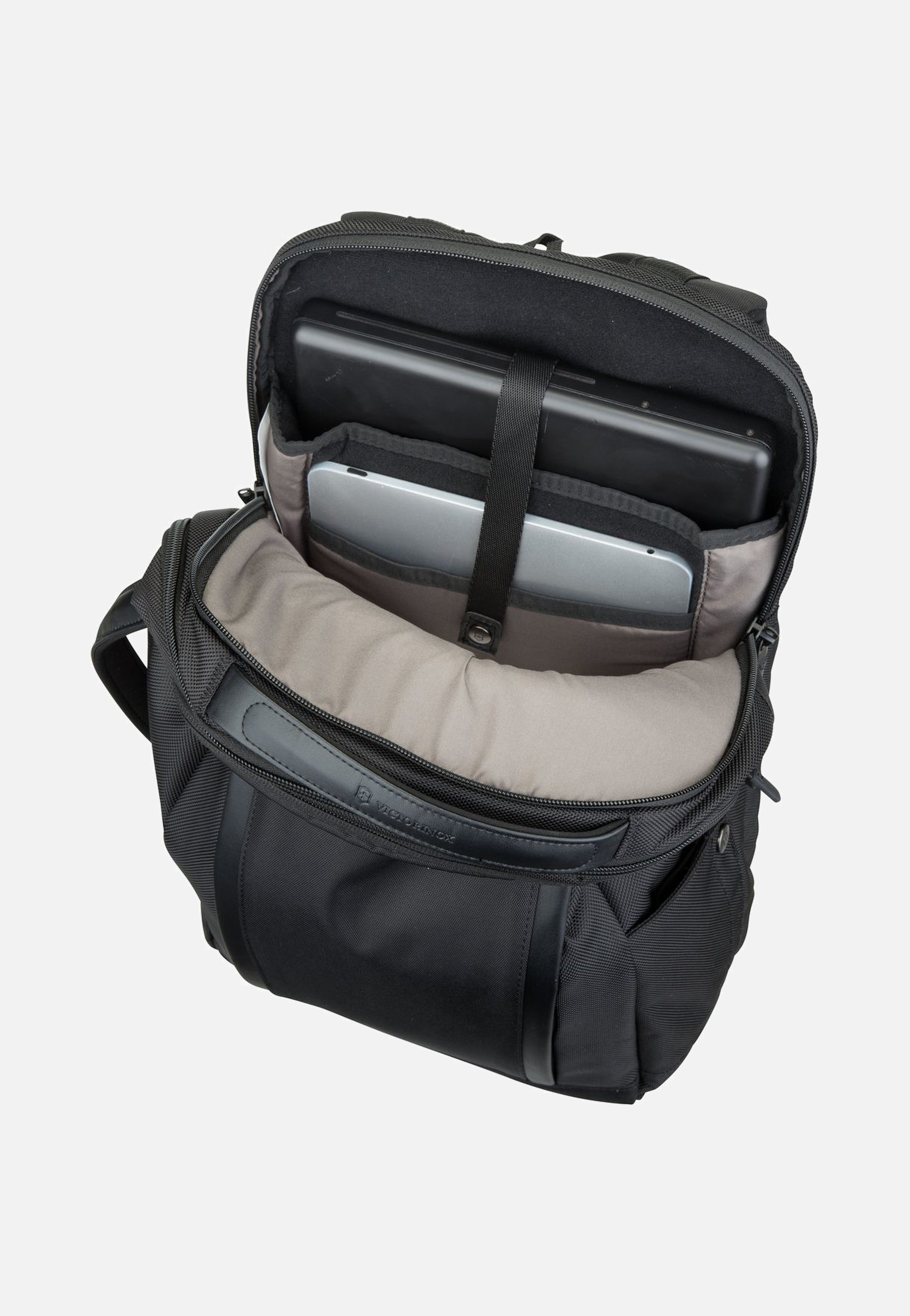Victorinox Altmont Professional Deluxe Travel Laptop Black Rucksack