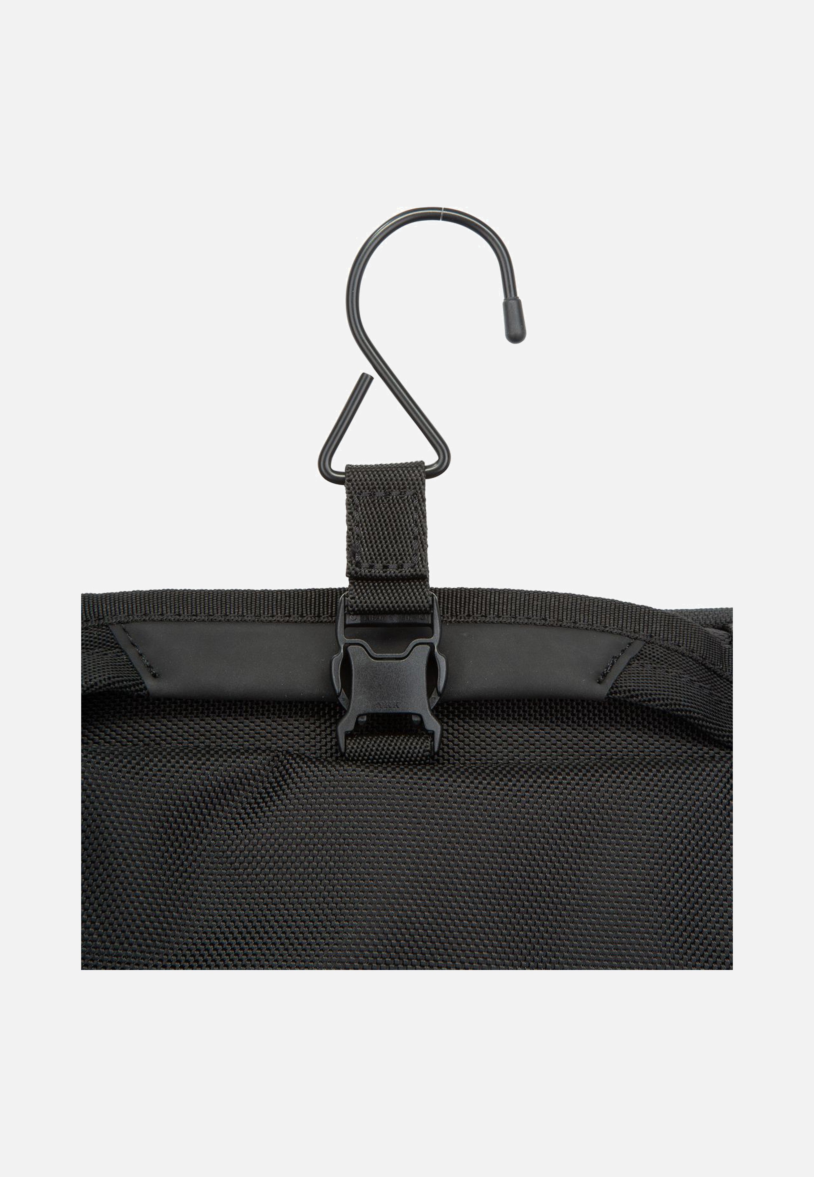 Victorinox Werks Traveler 6 Garment Sleeve Black Garment Bag