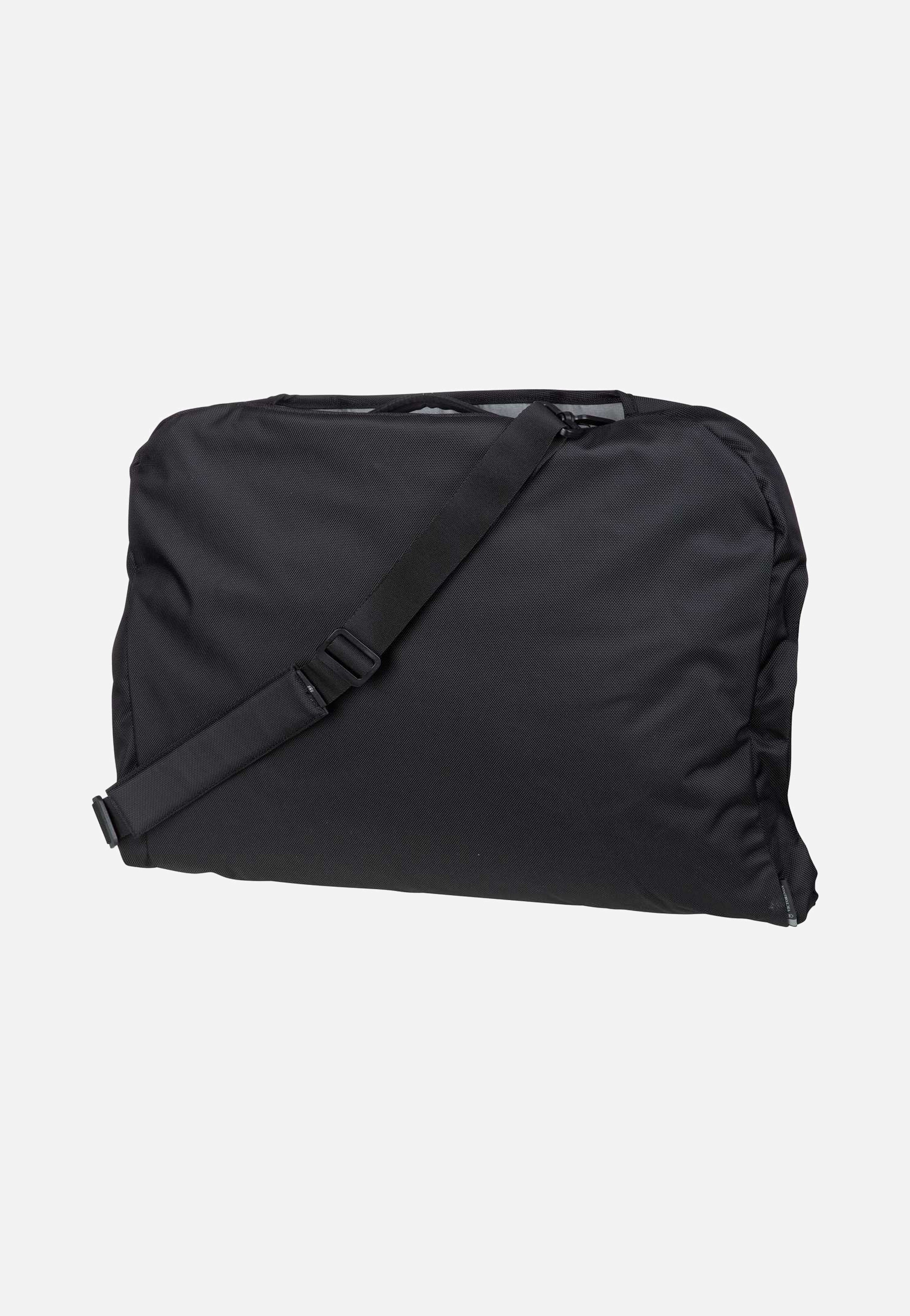 Victorinox Werks Traveler 6 Garment Sleeve Black Garment Bag